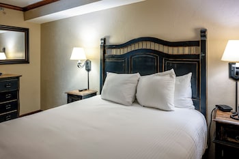 Summit Suite