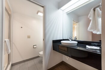 Standard Room, 2 Double Beds, Smoking