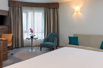 Junior Suite, 1 King Bed with Sofa bed