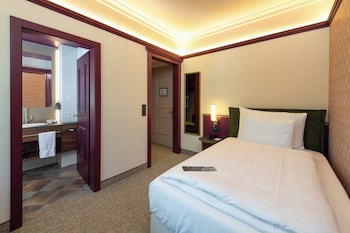 Single Room Art Nouveau