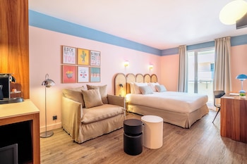 Superior Triple Room (2 adults & 1 child)