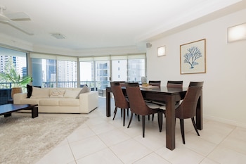 Apartment, 2 Bedrooms, Partial Ocean View