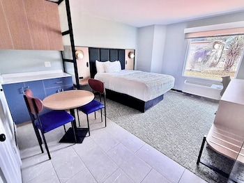 Room, 1 Queen Bed, Non Smoking