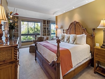 Condo, 2 Bedrooms (141)