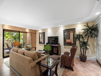 Condo, 2 Bedrooms (111)