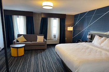 Executive Suite, 1 King Bed, Non Smoking