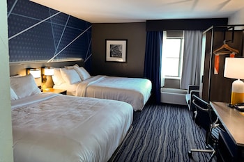 Room, 2 Queen Beds, Non Smoking