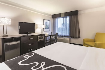 Deluxe Room, 1 King Bed, Non Smoking