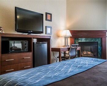 Standard Room, 1 King Bed, Non Smoking