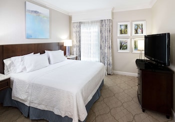 Suite, 1 King Bed, Accessible, Non Smoking