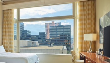 Room, 2 Queen Beds, City View
