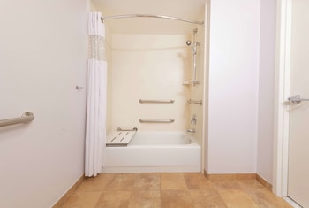 Room, 1 King Bed, Accessible, Bathtub