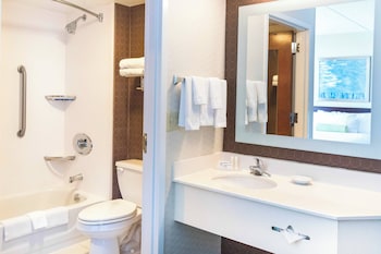 Executive Suite, 2 Double Beds, Non Smoking