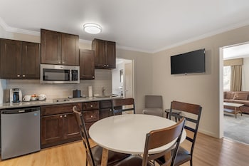 Suite, Multiple Beds, Non Smoking, Balcony