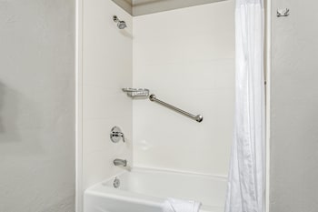 Standard Room, Multiple Beds, Non Smoking, Refrigerator & Microwave