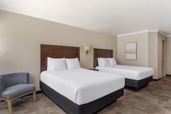 Standard Room, 2 Queen Beds, Non Smoking, Refrigerator & Microwave