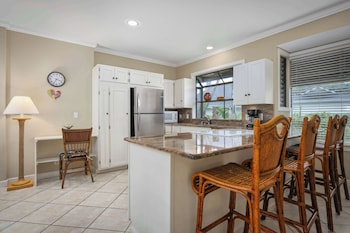 House, Multiple Beds, 2 Bathrooms (Private)