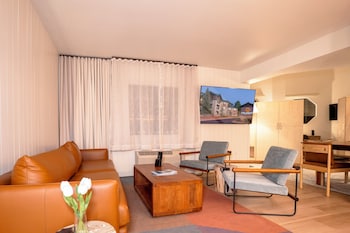 Grand Suite, Multiple Beds