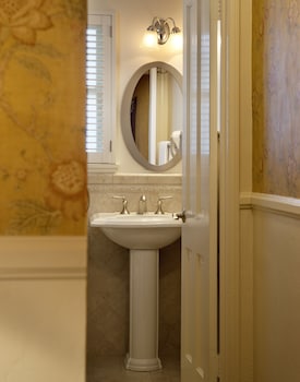 Standard Room, 2 Queen Beds