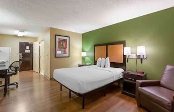 Studio, 1 Queen Bed, Accessible, Non Smoking