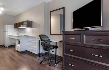 Studio, 1 Queen Bed, Accessible, Non Smoking