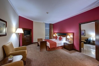 Suite, Multiple Beds (Two Bedroom Suite King and Two Twins)