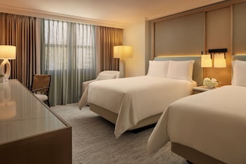 Room, 2 Double Beds, Partial Ocean View