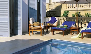 Interconnecting Junior Suite with Pool & Garden Studio with Sea View