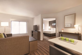 Suite, 1 Bedroom, Accessible, Bathtub