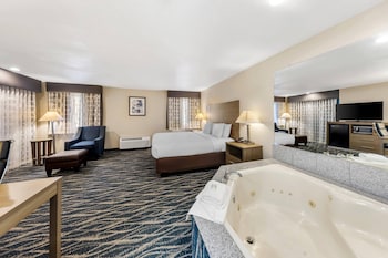 Suite, 1 King Bed, Non Smoking, Jetted Tub