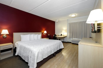 Superior Room, 1 King Bed, Accessible (Smoke Free)
