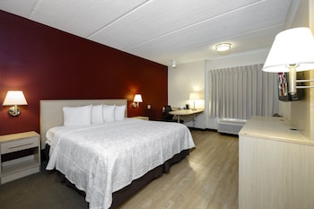 Superior Room, 1 King Bed, Accessible (Smoke Free)