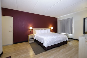 Suite, 1 King Bed, Accessible (2 Rooms, Smoke Free)