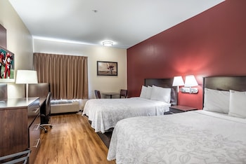 Deluxe Room, 2 Double Beds (Smoke Free)