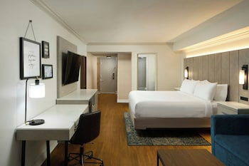 Deluxe Room, 1 King Bed with Sofa bed, Pool View