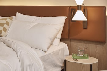 Parkview King Room (Newly Renovated)