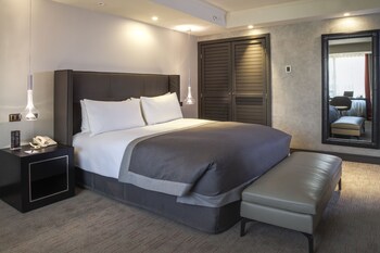 Suite, 1 Twin Bed (Master)