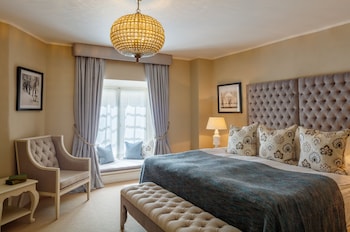 Deluxe Room (King/Twin)