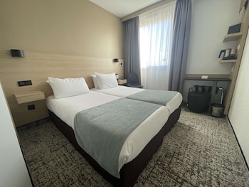 Classic Room, 2 Twin Beds, Non Smoking