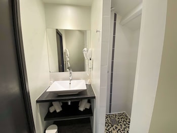 Standard Apartment, 1 Queen Bed, Kitchen, Annex Building (with Sofabed)