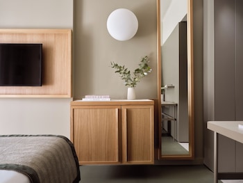 Standard Room, City View