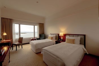 Deluxe Sea View Room (Twin Bed)
