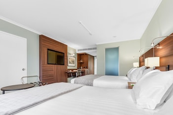 Premium Room, 2 Double Beds, Lake View